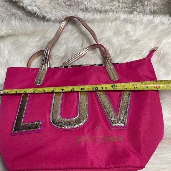Luv Betsey by Betsey Johnson hot pink fabric Tote faux leather gold straps - Picture 10 of 13